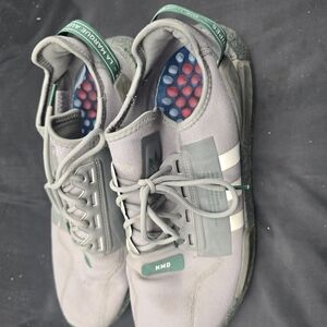 Adidas Gray Sneakers‎ with Modern Silhouette and Comfort